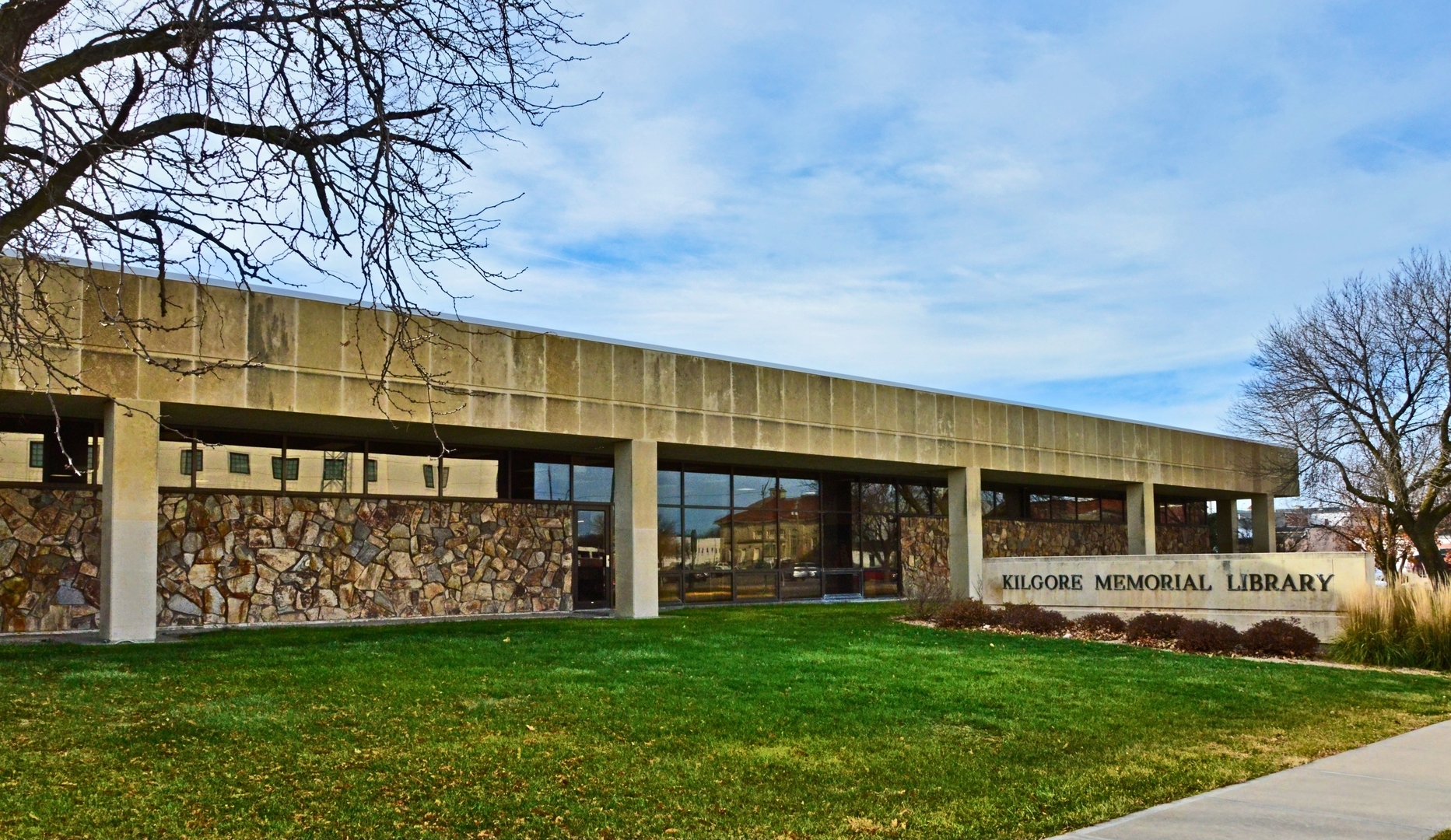 Kilgore Memorial Library